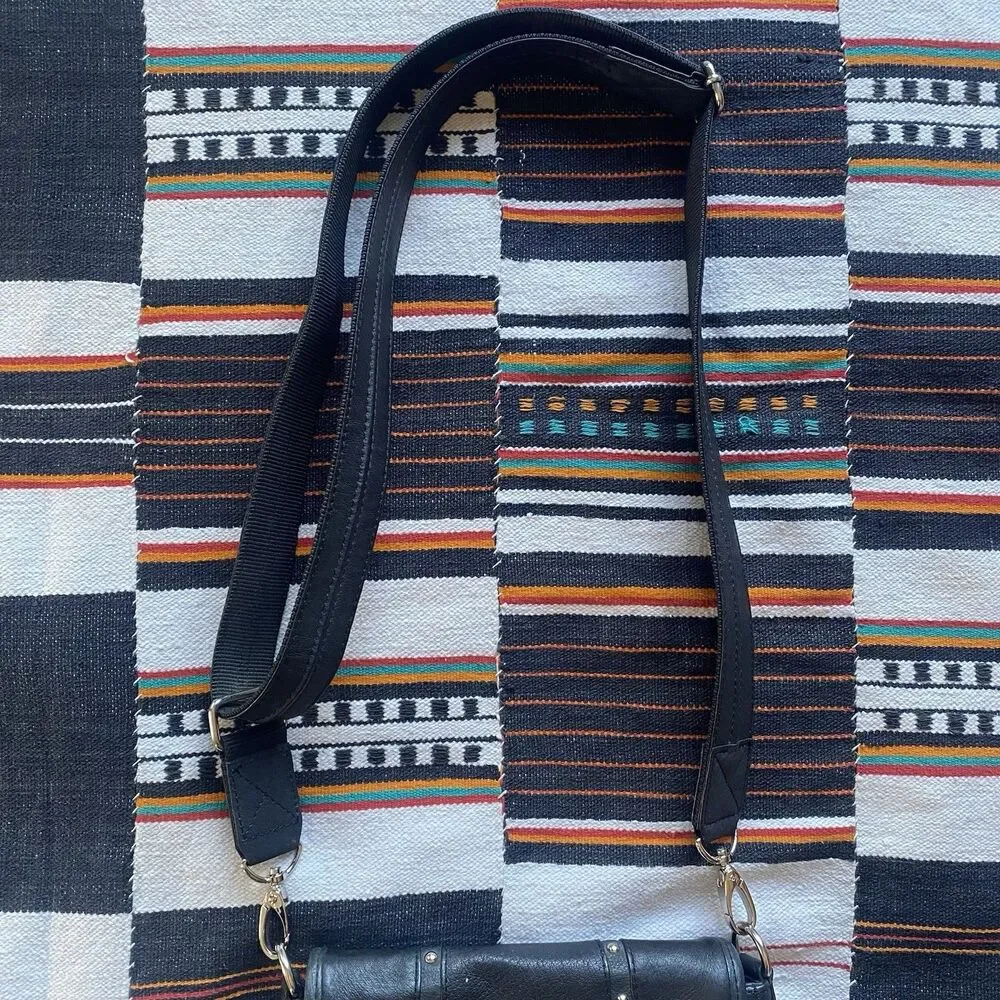 Gun Tote’n Mama Leather Studded Concealed Carry Bag Purse. Crossbody. Excellent! - Picture 4 of 16